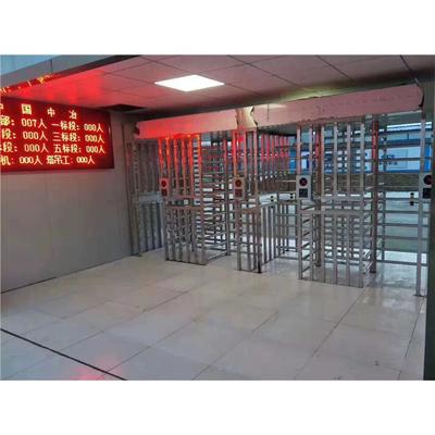 旋轉(zhuǎn)門與工業(yè)門價格分析與選購指南